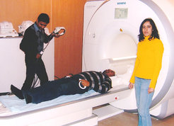 Die Hirnscans im MRT wurden in der drei Stunden entfernten Stadt Lucknow durchgeführt. © Max Planck Institut für Psycholinguistik, Nijmegen